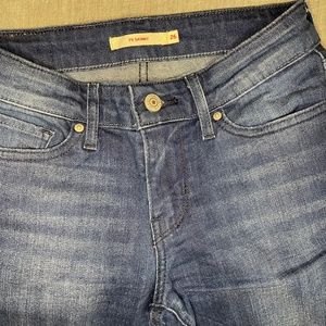 Levi's 711 Skinny Size 26